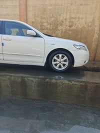 كامري 2007 خليجيه لون ابيض رقم بابل الدولي الجديد هزه وسنويه جديد تخم ...