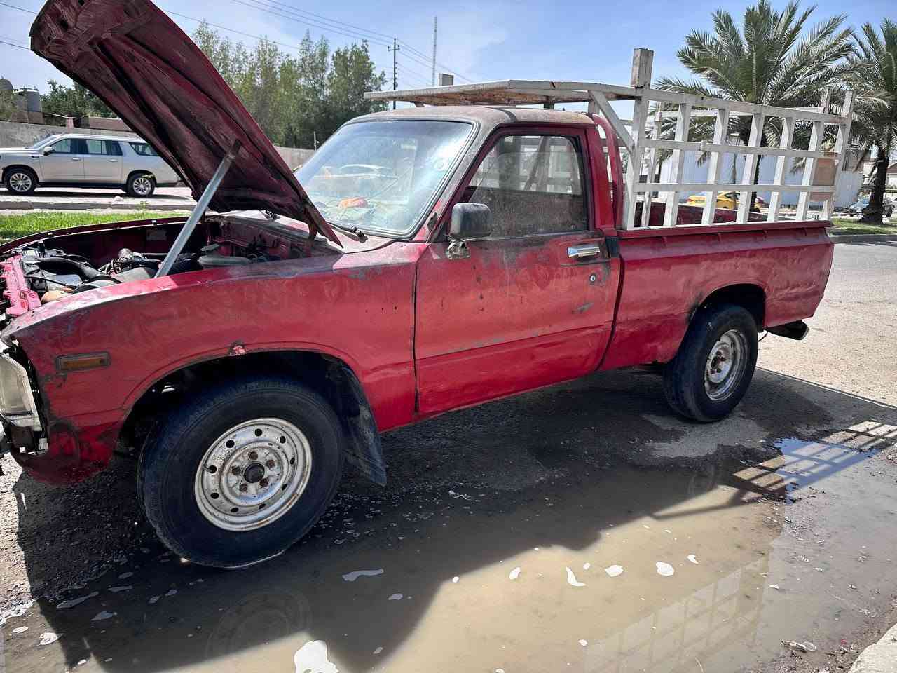 بيكم ٨٢بسمنه كير ومكينه خير من الله شواصلي مكفول السعر ٢٣ وبيه مجال تحويل مباشر  رقم الهاتف ***********
