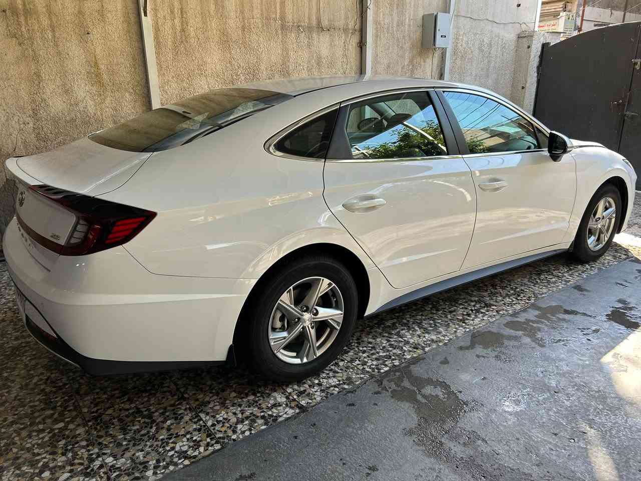 للبيع سوناتا خليجي موديل 23
ماشيه 47
رقم اربيل الدولي الجديد 
موصفات السياره 
شاشه 
كامره
داخل لونين
شفتات ستيرن
تحكم جهتين
تبريد خلفي
حساس امامي خلفي
بكلايت لد
ويا كب 
مكينه 2500-mpi
اشاير بل مري
مري شفط
تبريد بيانو وباقي الموصفات معروفه
مكان السياره بغداد الكراده 📍
للاستفسار خاص او عله الرقم
***********☎️☎️

