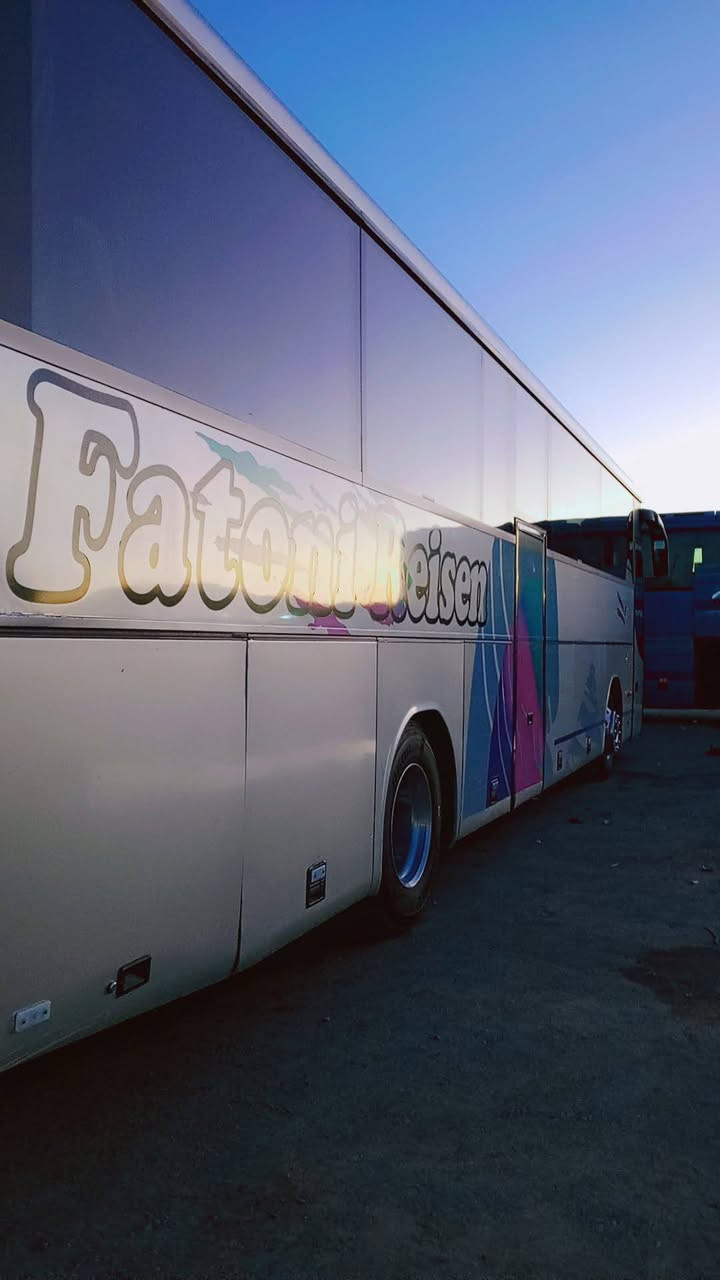 السلام عليكم كنتوريه للبيع جاهزه للاخير سعر 5:30 وبيها مجال ***********
