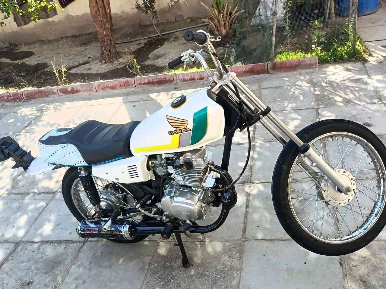 سلام عليكم دراجه للبيع
ناصريه مركز دراجه نضيفه تعمير 2025
ما مفتوح كلك كلك كلك سبايدر وياها +++صالنصه ام رمانه ++++صالنصه بلادي ام نجمه رقمي***********
