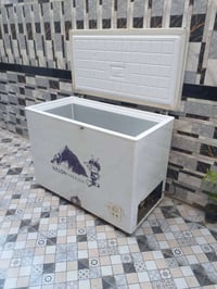 كشر مجمده للبيع. بي ليك.نظافة فول. ماطور شغال.شرط. سعر ٧٥ بيها مجال لط...