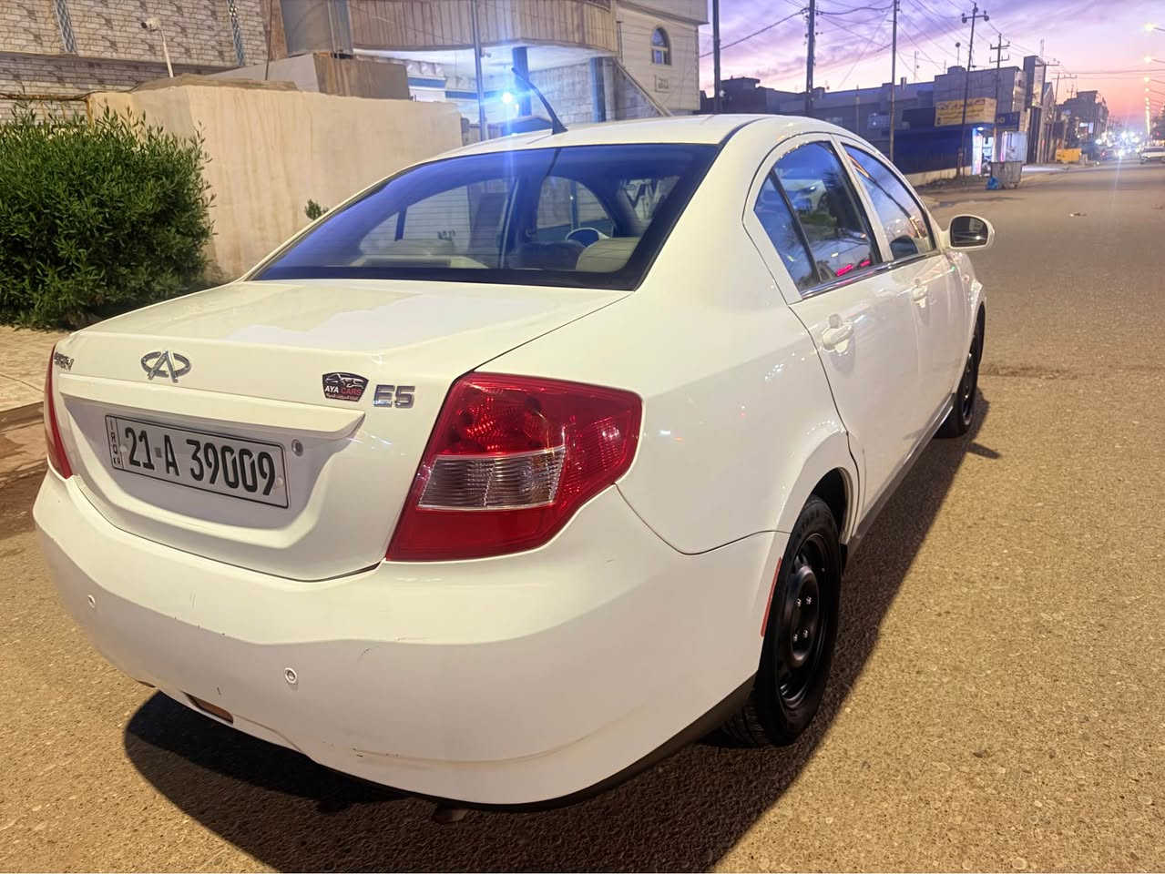 E5 موديل 2014 فول موصفات  سلايت كير محرك شرط سنواي جديد رقم دولي هز براد كل جديد ابسمي بدون صبغ بدون ضرار بس بيه مكان وحد تعديل شي اصغير صدر جديد باتري جديد تايرات جديد كهربايات كل شغل تبريد ثلج  سياره مال بيت سعر مناسب عنوان كركوك  واسطي يم معوقين  سعر 67 وبيه مجال بسيط  *********** كركوك, العراق
