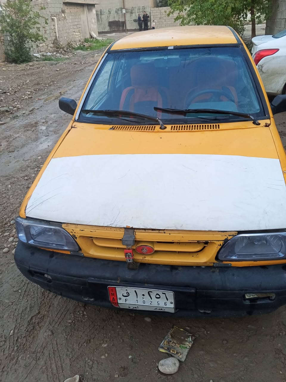 سايبه لبيع موديل 11محدث 12سياره رقم بغداد صحبها موجود بل عروبه تريد تحويل تريد وكاله سياره كل عيب ما بيها كير محرك خير من الله السنويه منتهيه من 19غرامات مصفره السعر 17بيها مجال مكان كركوك الفيلق رقم الهاتف ***********
