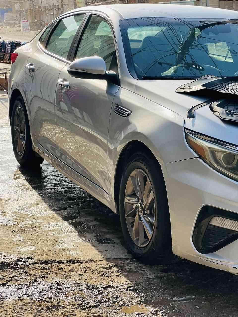 السلام عليكم للبيع كيا اوبتما 2020رقم بابل سياره بيه ضربه جاملغ وبنيد بيه مواصفات 
اشاير بلمري 
قياده ذاتيه 
رادارامامي
رادار جانبي 
تحديد مسار وهواي شغلات بيه بعد الشراي بي خير ويدلل سعره$$ 145وبيه مجال قليل  للشراي ***********
