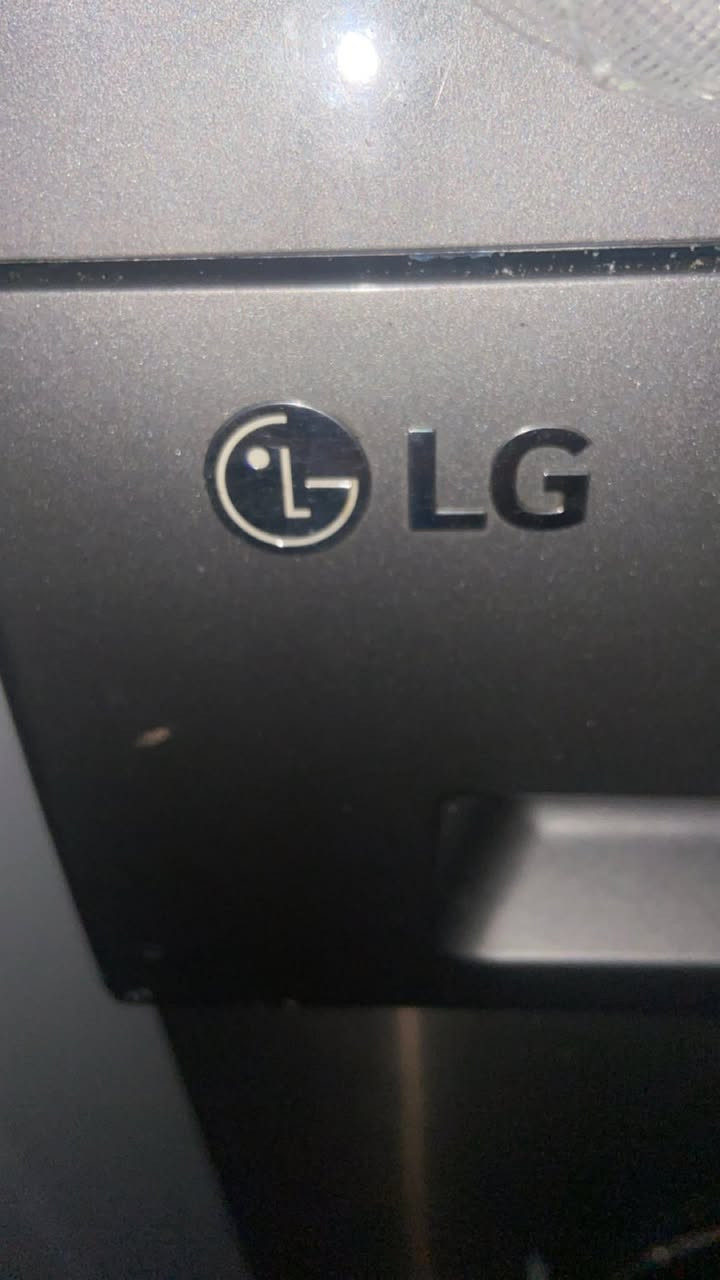 للبيع قفل ٢٠٠    الاتصال ***********
