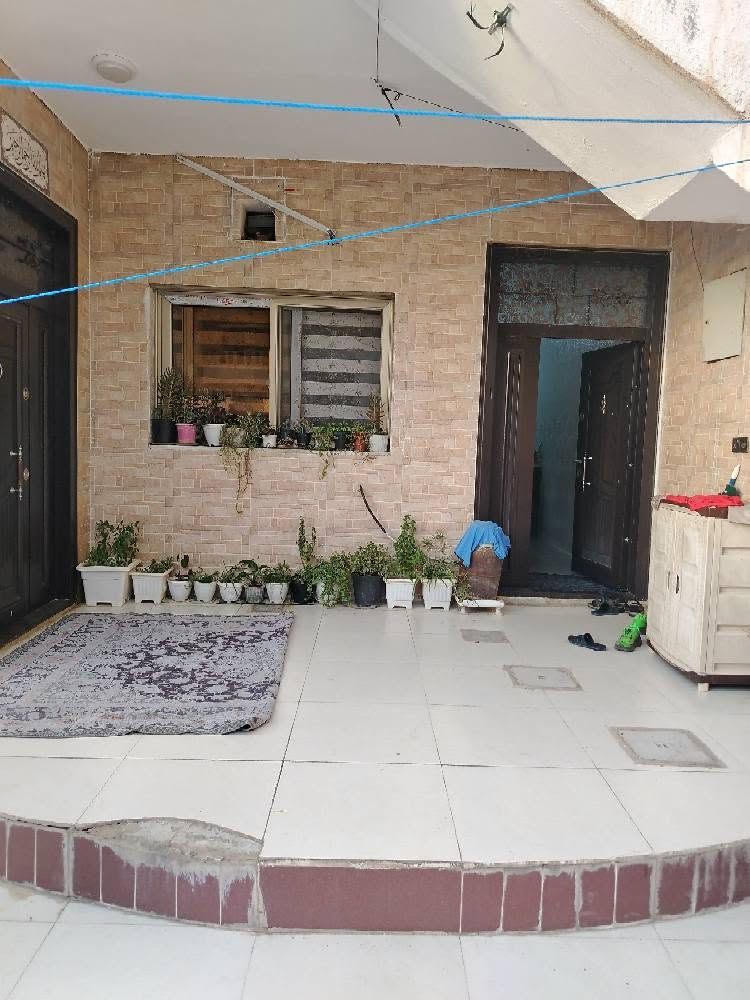 ✅دار للبيع  مساحة 240 طابو صرف طريق بغداد /شارع القدس قرب بانزيخانه القدس بناء مرتب 2020
 يحتوي 5 غرف نوم هول2 ومطبخ 3حار وبارد استقبال2 صيحات كراج سياره 

#السعر 290مع مجال للمعاملة او اتصل
***********
***********
*********** كركوك, العراق
