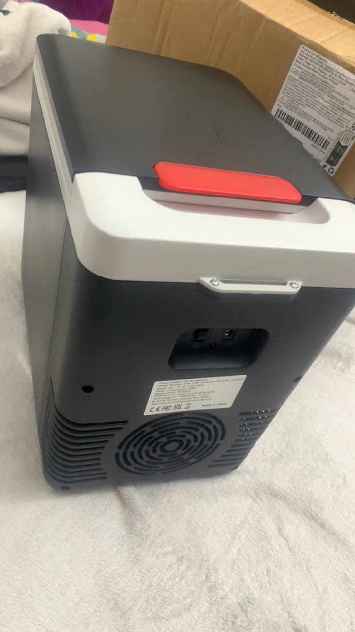 ثلاجه سيارات  تفاصيلها مصورتها  السعر 25


**إذا كنت صاحب هذا الإعلان وتريد حذفه لأي سبب، رجاءا أرسل رسالة إلى الدعم الفني**