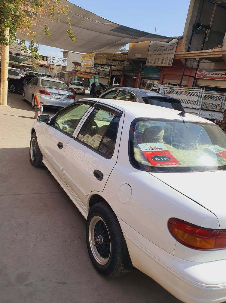 ڪیا سیڤا 

ئاڕم پلاسیتڪ سلێمانی بەشەرت ئەولیات

مۆدیل 1994

ڕەنگ سپی ساڵۆن 

حیزام بۆیاحە تەنها سەقفی بۆیاخ نیە 

حایسی نیە تەنها پستێک سندوق چاک کراوەتەوە

ناو زەرد بەرەدەرگا و دەشبولی جوانکاری ئەوێت بۆجوانیە .

شاشە ئایپاد سماعەی تازە لەسەرە 

گێچ ئەلکتۆرنی لەسەرە 

وویل بی بی سی لەسەرە 

 مەڪینەی بەشەرتە 8 و بەخ

گێر عادی بەشەرتە

سعری 35 معامەلە 

ناونیشان: ڕانیە 

ژمارە مۆبایل :*********** رانية, السليمانية
