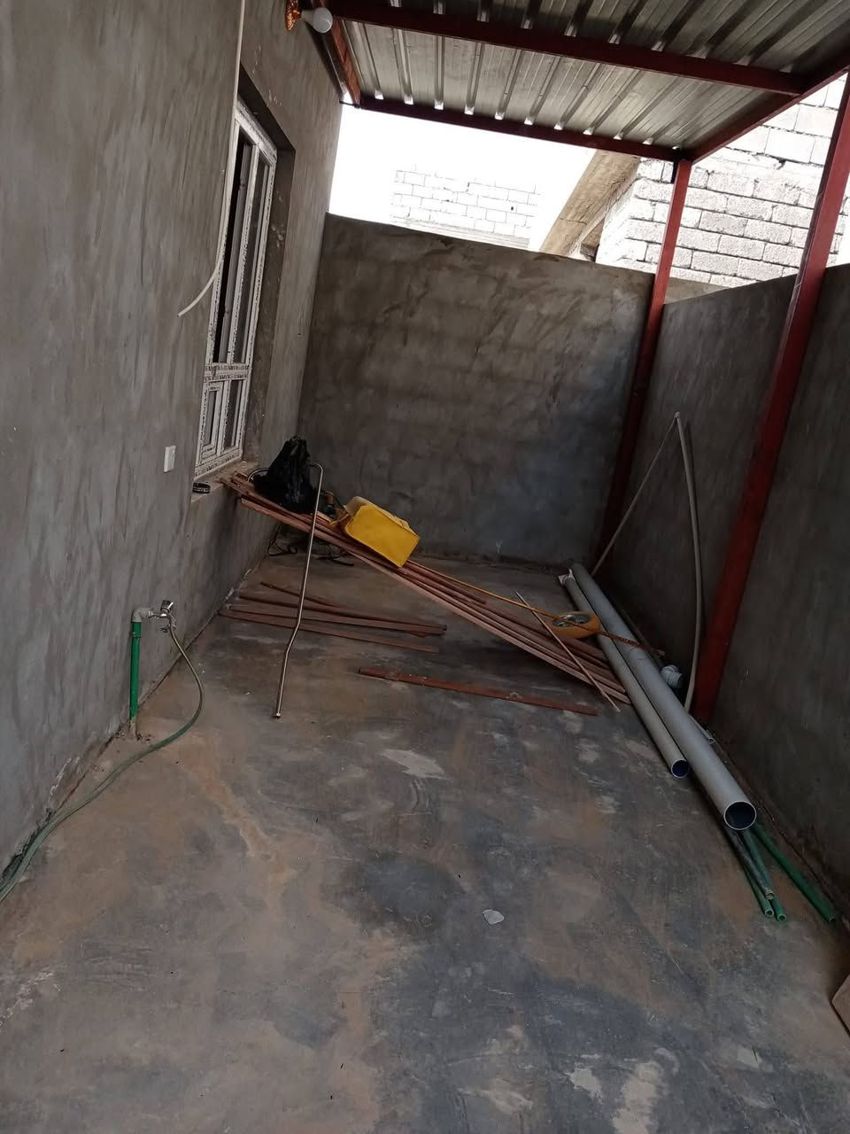 للبيع
٣٢٠ متر تكريت قرب مسبح أولمبي مقابل مطعم اوتار 
بناء ٢٠٢٣
استفسار ***********
