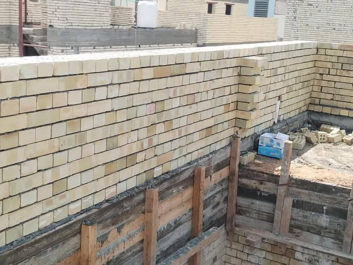 خلفه بناء في كربلاء ***********
