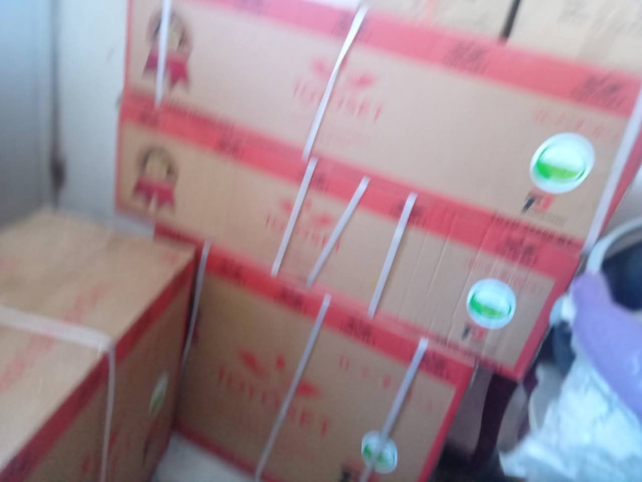 سلام عليكم سبالت للبيع جدد ٢ طن بغداد شارع فلسطين  ***********
