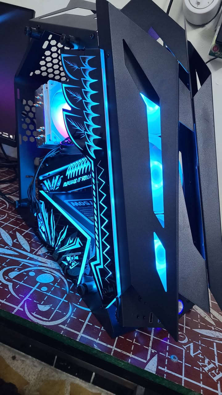 السلام عليكم ❤️

متوفر تجميعة مرتبة كيس كل القطع جديدة للبيع المواصفات 👾💜 :

Xeon E5 2680 V4 NEW
14Cores / 28Thread 

Cooler 120ML MASS RGB NEW

M.B X99 DDR4 New

RAM 16GB DDR4 Crucial New

GPU : RX 580 8GB Unika Black 2Fans
+GPU Holder

Storage : M.2 NVME 128GB + HDD 500GB WD Blue NEW

PSU 750W Xigmatek Hydra-M Full Modelar 80% Plus Bronze 

 Case Century Star+ 3FANS RGB New

كيس عملاق وبيه مراوح وليدات ورمونت تحكم كامل

تجهيز جديد غير مستخدم ✨️

الملاحظات حرارة متعبر الخمسينات 💯

السعر 400 ألف فقط 💜

مكاني موصل متوفر توصيل لجميع المحافظات ❤️

للتواصل : ***********

ومنزللها ألعاب 18 لعبة 👾
