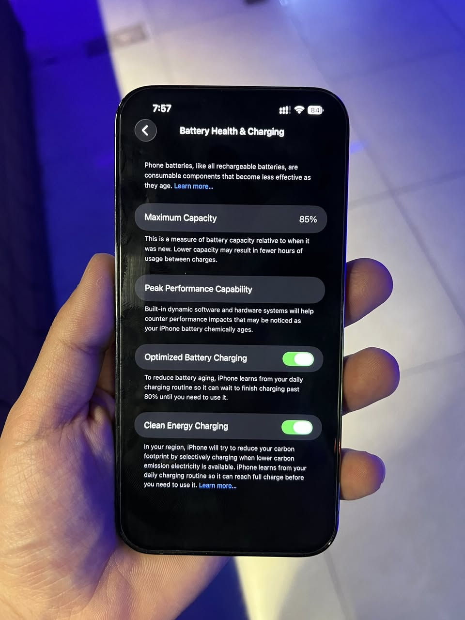 iPhone 13 Pro Max
iPhone 13 Pro Max
128GB
اسود 
بطارية 85‎%‎
نظيف
ملحقات باكيت فقط
كامرة قطعه اصليه من ابل فقط
الباقي كله اصلي ومابي مشاكل
للبيع فقط ب 550 الف بي مجال بسيط
مكاني بغداد 
***********
