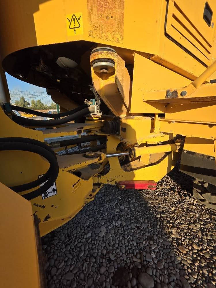 للبيع - بۆ فرۆشتن  دخول جدید بصرا
———————
شفل : VOLVO
حجم : L90C
—————————
بۆ زانیاری زیاتر پەیوەندی بکەن بەم ژمارە تەلەفۆنە 

***********
***********
