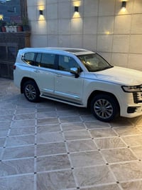 لاندكروز بريم • موديل ٢٠٢٤ • ماشيه ١٦٠٠