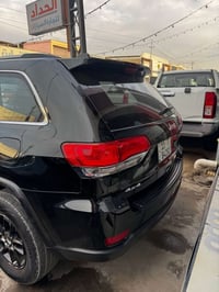 جراند شيروكي لاريدو • ٢٠١٨ • رقم بغداد