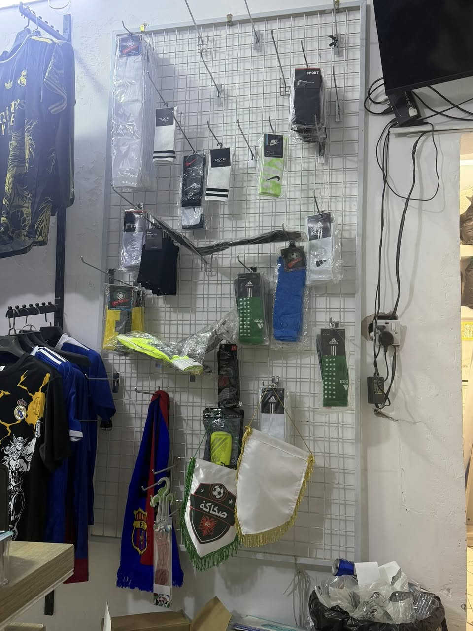 سلام عليكم
موجود شبجه جاروب
موجود حمالات 
موجود تعاليك
وحماله رف
وحماله حذاء
وسجج

تجهيز محل كامل لبيع شتريد موجود
مكاني بغداد


**إذا كنت صاحب هذا الإعلان وتريد حذفه لأي سبب، رجاءا أرسل رسالة إلى الدعم الفني**