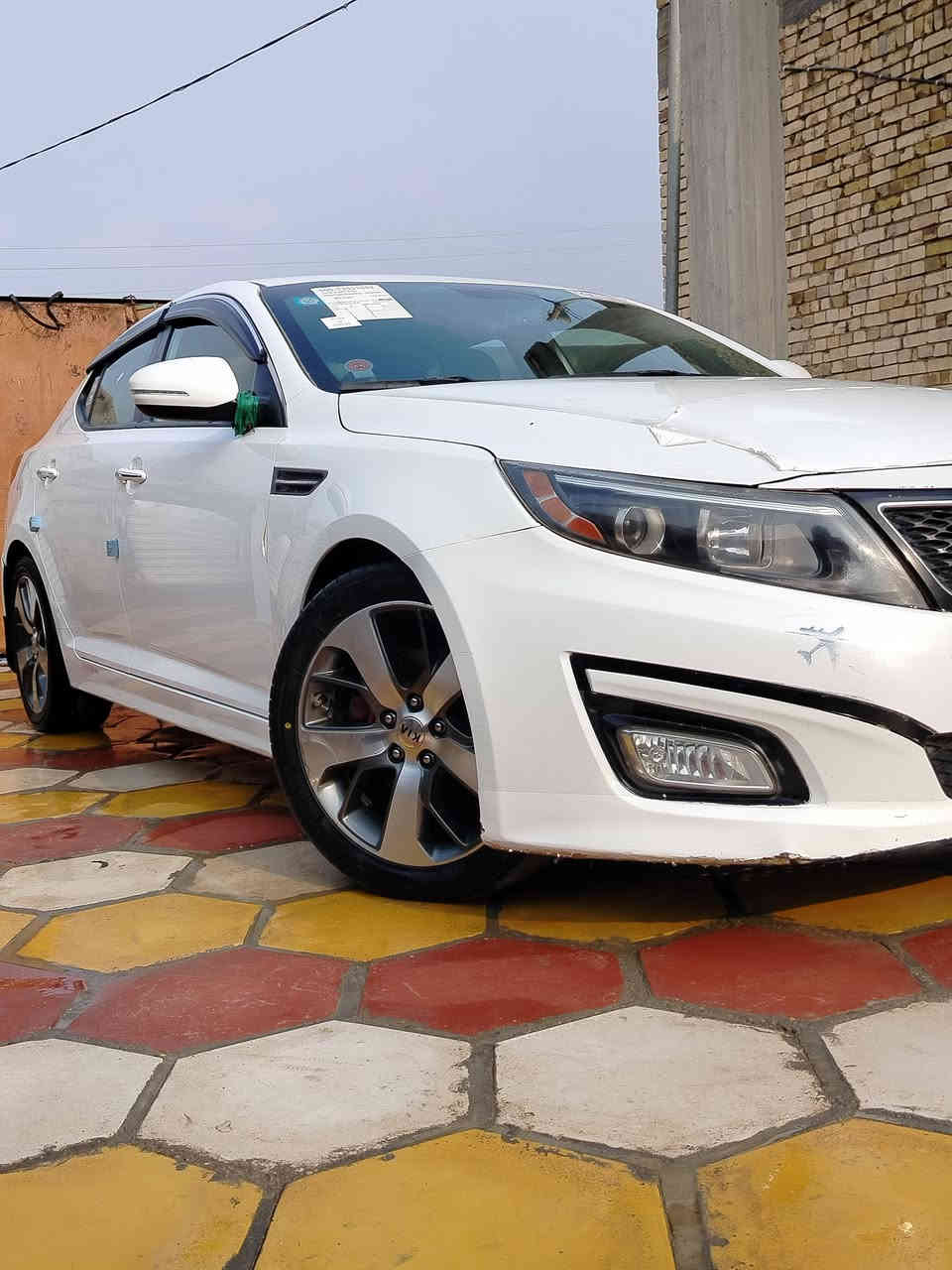 كيا اوبتيما موديل 2015
وارد امريكي 
الضربه موضحه بالسونار
مكينه GDi
2400
المكان الشطره 
السعر 120وبيه مجال 
للاستفسار ***********
مكلف بالنشر
