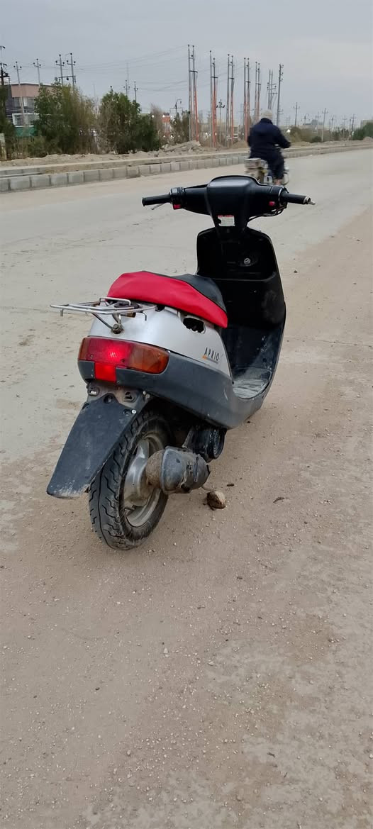 بتره فحل خطين دراجه نضيفه وجاهزه مكينه ناعمه تخبل شلعه ومشي خير من الله كهربائيات شغاله من الطول للطول سلف هندر لايت بك لايت اشاير هورن قفل جنطه قفل سكان دبلات كله شغال دراجه مال جناي كلش نضيفه وجاهزه السعر 275 مكاني ناصريه ***********
