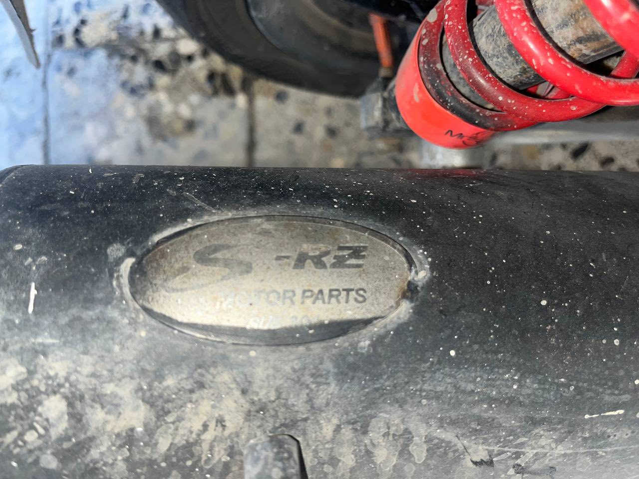 سلام عليكم صلنصه رياضي RZ سكنس فحل بيه جعره و بية بوشتين سعر  خاص.


**إذا كنت صاحب هذا الإعلان وتريد حذفه لأي سبب، رجاءا أرسل رسالة إلى الدعم الفني**