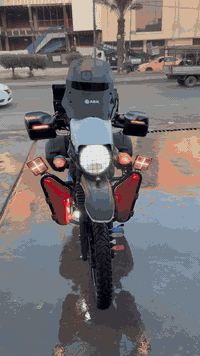 السلام عليكم بوكسر موديل 23نزول شهر 12يعني 24دراجة شوفت عينكم استخدام شخصي لادلفري ولاشغل دراجة برغي ممفتوح بيها بلادي دش كام امامي خلفي سماعات صفاحيات صندوك خلفي +دبات بلاستك فدرالية تحذيرية واقتيات ام الاشارة درع ابو جيوب بلاجكتورات ثنين عل درع عازل حرارة علة طول الصلانصة شاحنة اصليه +جداحة ستاند تلفون دراجة كاملة كفالة عامة محرك وكير 
ماشية 14الف حقيقي تجي تفحص واشوف وتقتنع يلا تاخذ سنوية باسمي مشروع وطني وين متريد نحول عادي 
السعر 3ملاين وبيها مجال كلش قليل حك الجية لااكثر 
للتواصل : ***********
العنوان : بغداد الدولعي او الحرية 
رصيد او واتساب ثنينهن متواجد الخاص مغلق
