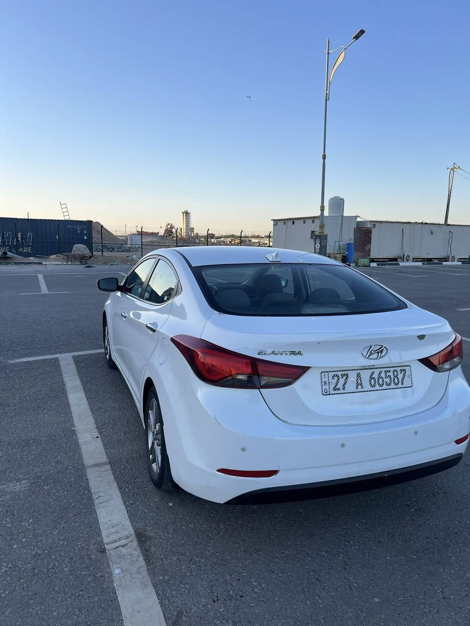 السلام عليكم النتره موديل 2016 وارد امريكي
ضربتها البنيد وربع الجاملغ الايمن بيها صبغ بالجنطه بدون ضرر مكان السياره كربلاء السعر 110 وبيها مجال ***********
