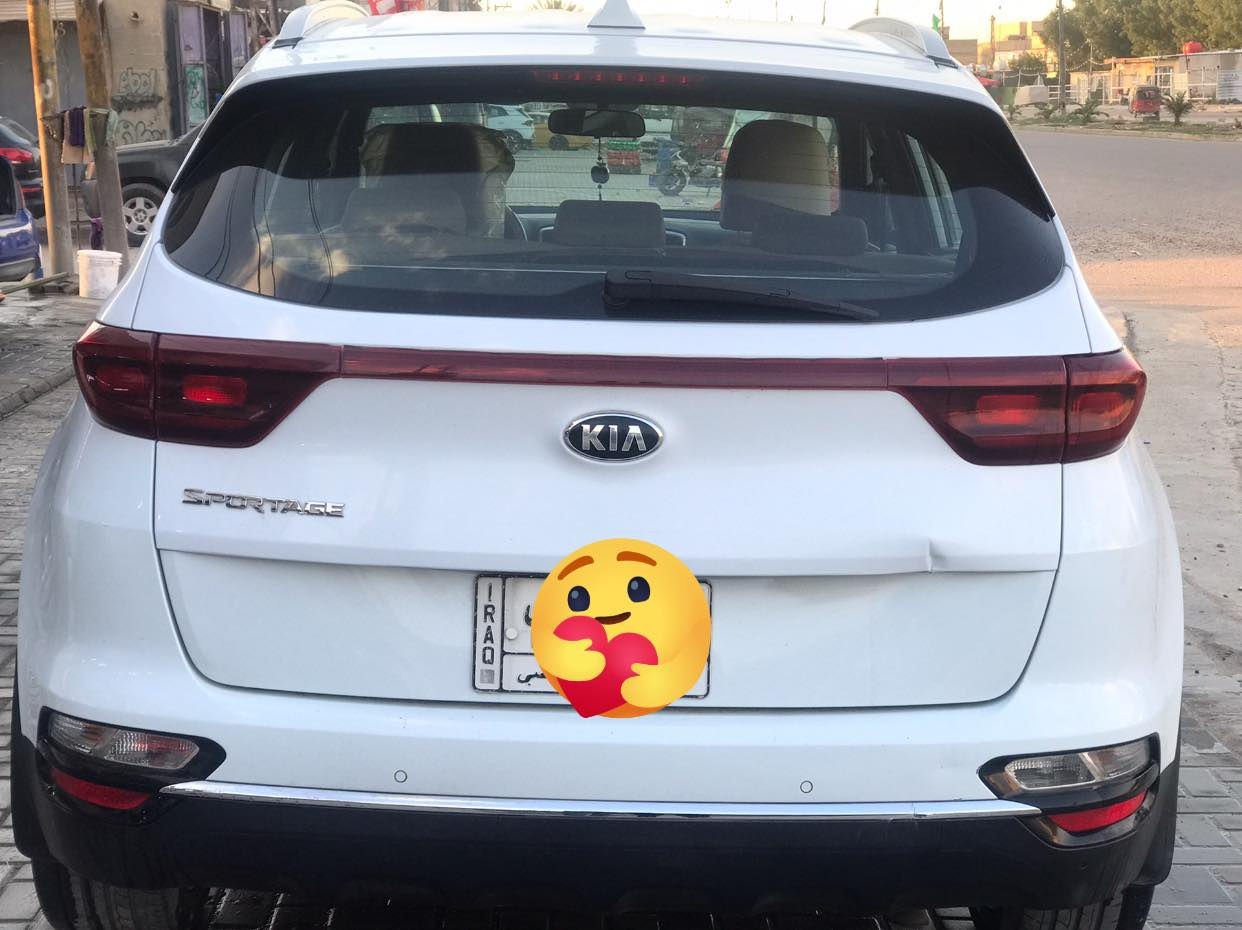 السلام عليكم تحيه طيبه كيا سبورتج للبيع موديل 2021خليجي مال الشركة الدوليه داخل عسلي تحكم ستيرن جهتين مري شفط اشاير بالمري ماشيه ٧٠ الف ع الفحص رقم بغداد مكفوله كير محرك تخم تاير اسبير منازل جاهزه من كلشي سياره جديده ممتعوبه للاستفسار إتصال *********** مكاني بغداد الدوره سعره ١٩٣ وبيها مجال حك الجيه
