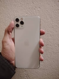 أيفون 11 برو ماكس ذاكره 256 بطاريه 100🪛 شاشه🪛 فيس ايدي شغال السعر 225 ...