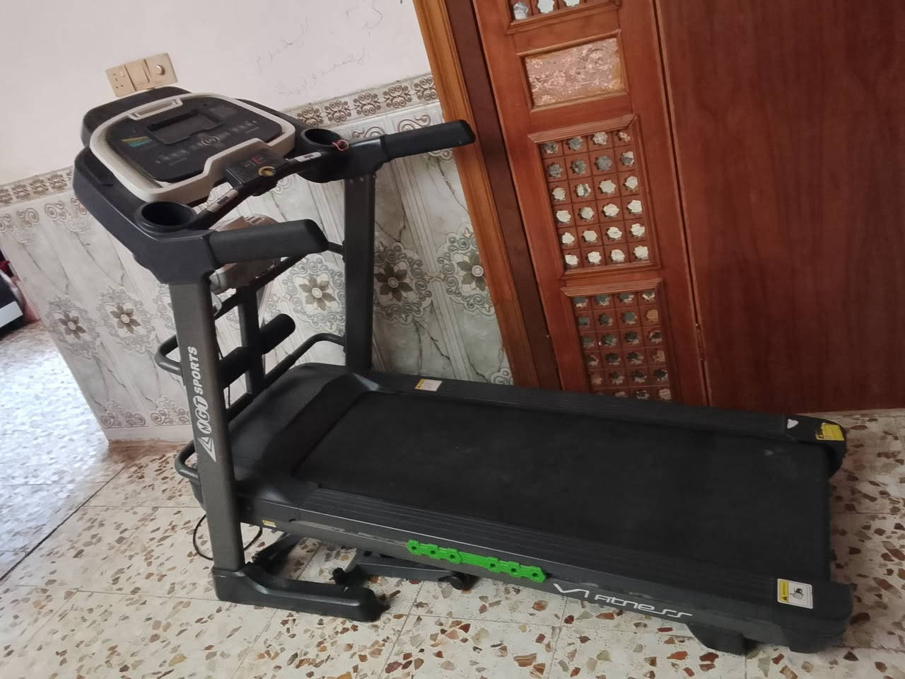 جهاز جري اخو الجديد استعمال 3اشهر للبيع اتصال او واتساب ***********

