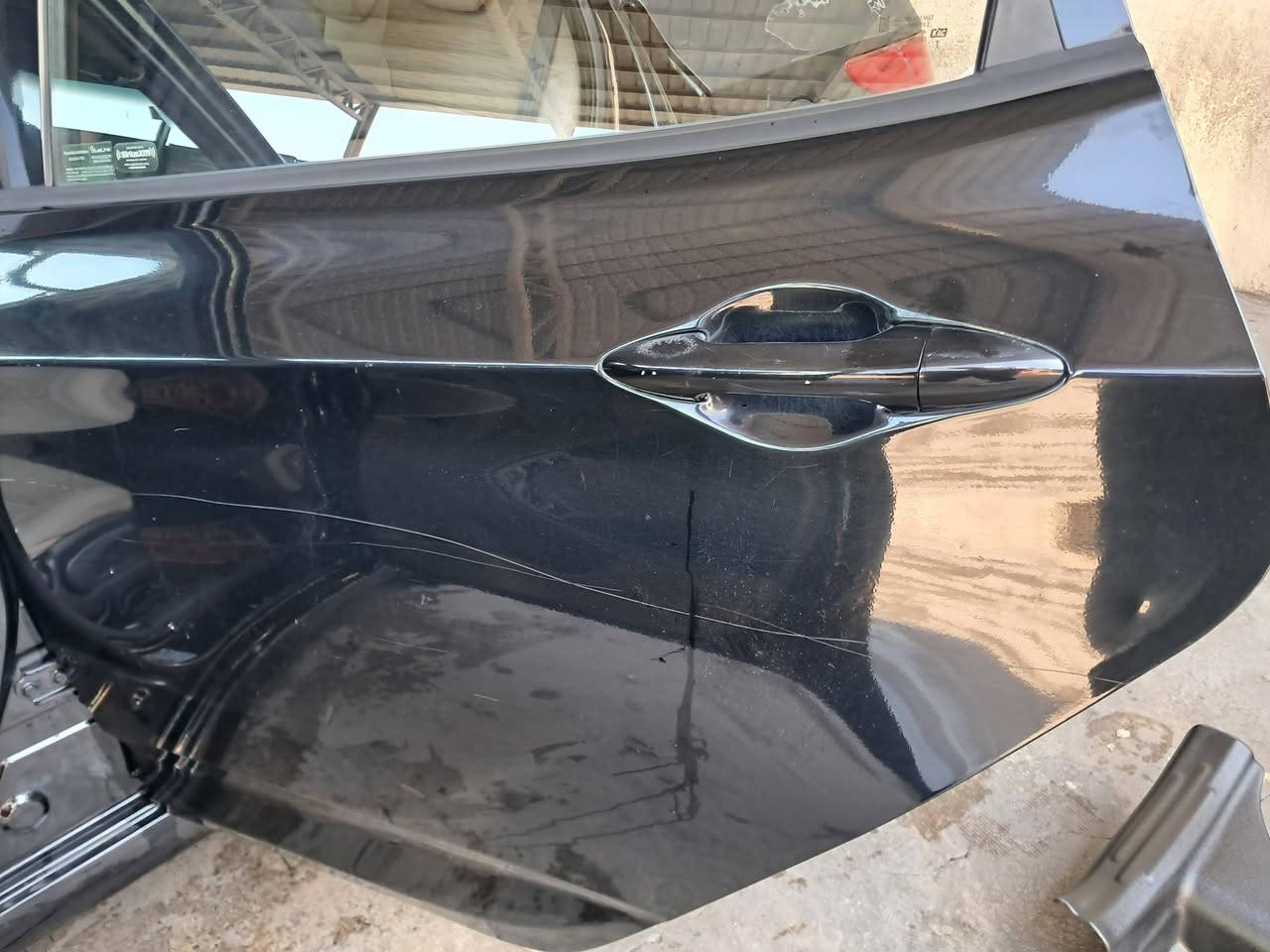 سلام عليطم اكسند م ١٨ رقم بغداد ماشيه ٥٢ الف جبتها من امريكا ماشيه ٢٠٠٠ جاملخ خلفي قبق بانزين جاملخ امامي الايسر 
بدون ايرباكات سعر ١١٥ سياره على وضع شركه بعدها وبيه مجال بسيط ..


**إذا كنت صاحب هذا الإعلان وتريد حذفه لأي سبب، رجاءا أرسل رسالة إلى الدعم الفني**