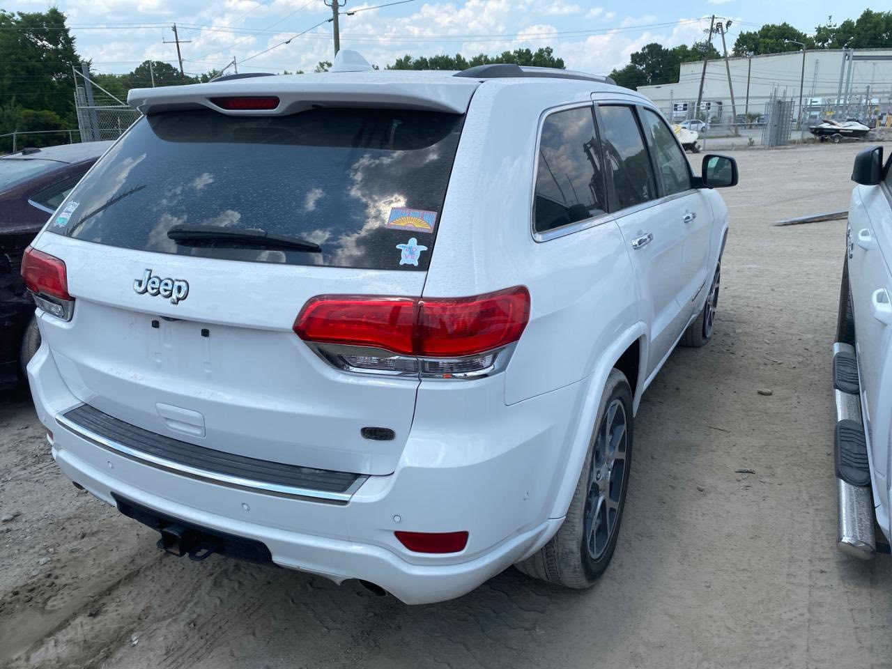 جيب كراند شيروكي للبيع
موديل 2019 وارد امريكي اوفر لاند دفع خلفي بلادي ماشيه 75 الف  حادثها موضح بالصور موجوده في بغداد الغدير للاستفسار اكصر الاتصال على الرقم ***********
