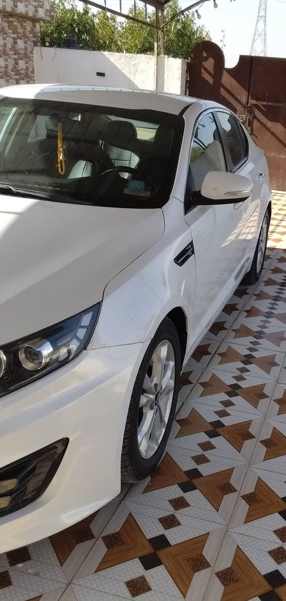 سلام عليكم اوبتما 2012 خليجي نص فول تخم تايرات ماعوزها اي شي فقط دبل صبغ نص بنيد وتبديل باب شركه   محرك 2000 مكان بغداد تقاطع النهروان سياره ب اسمي سعر 122 وبيها مجال وبيك خير وتدلل رقمي ***********
