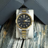 قرص أسود • إطار ذهبي • سوار معدني