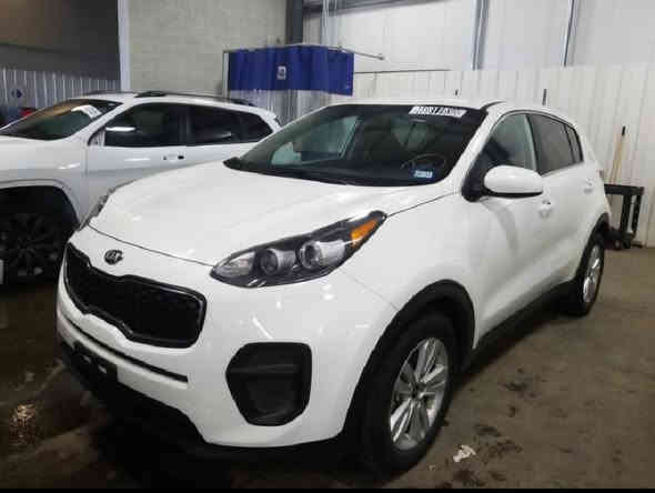 السلام عليكم كيا سبورتج 2019 للبيع وارد امريكي الظرر عطل بلمحرك ومرفق تقرير من امريكا بلعطل صور امريكا مرفقه بلمنشور مع صورها الحاليه  السعر 168 وبيها مجال بسيط للاستفسار الاتصال ع الرقم ‎0771 304 5853
