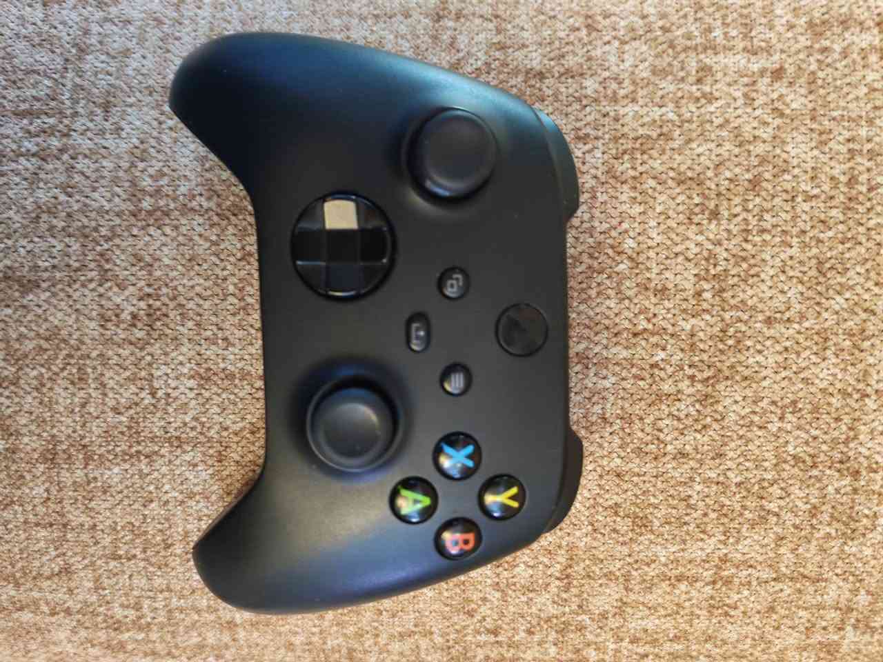 يدة إكس بوكس سيريس إكس اصلية مال جهاز استخدام قليل نظافة 100% شرط الفحص بدون درفت او اي مشكلة بالازرار 
سعر ٥٠ الف مجال قليل مكاني بغداد الشعب


**إذا كنت صاحب هذا الإعلان وتريد حذفه لأي سبب، رجاءا أرسل رسالة إلى الدعم الفني**