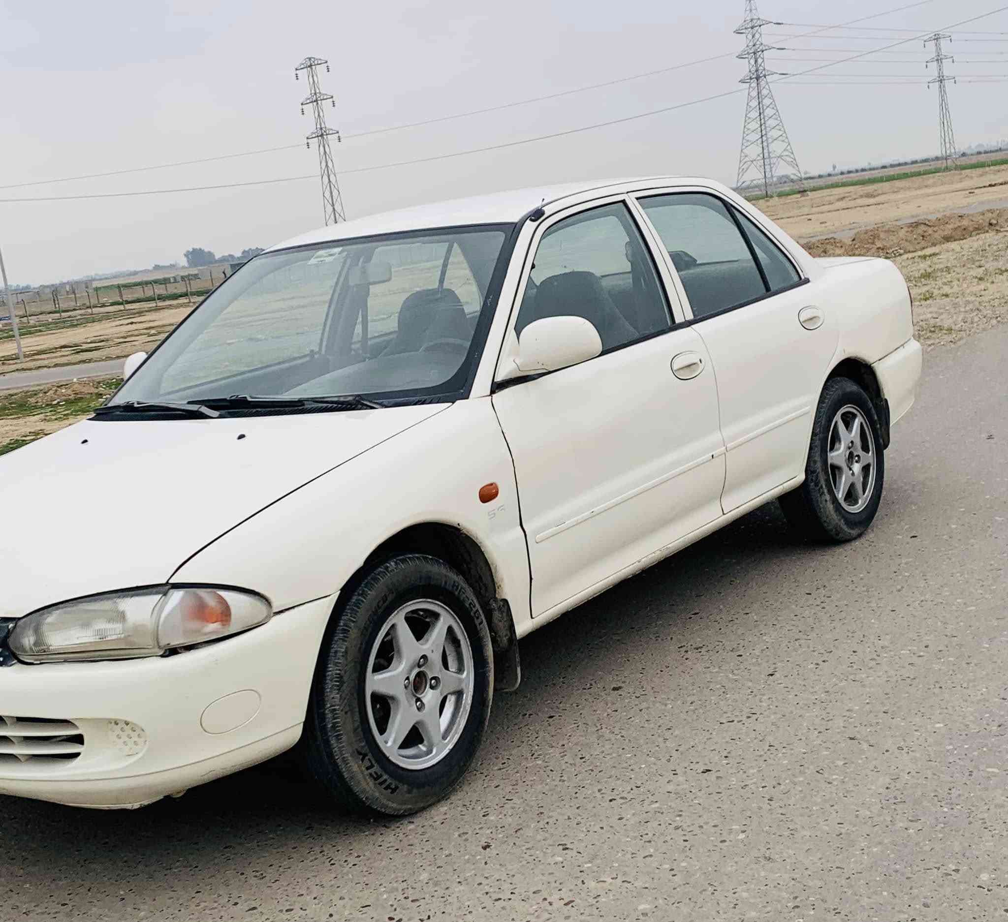 السلام عليكم 
للبيع 
براتون حره ٢٠٠٤
رقم كركوك شرط التحويل 
بيها بطاقة بانزين 
محرك جديد شاده
تبريد ثلج نقص غاز
تدفئه نار 🔥 
تايرات جدد
كهربائيات كلها شغاله
السعر 43 مجال بسيط 
الاستفسار ***********

العنوان العلم
