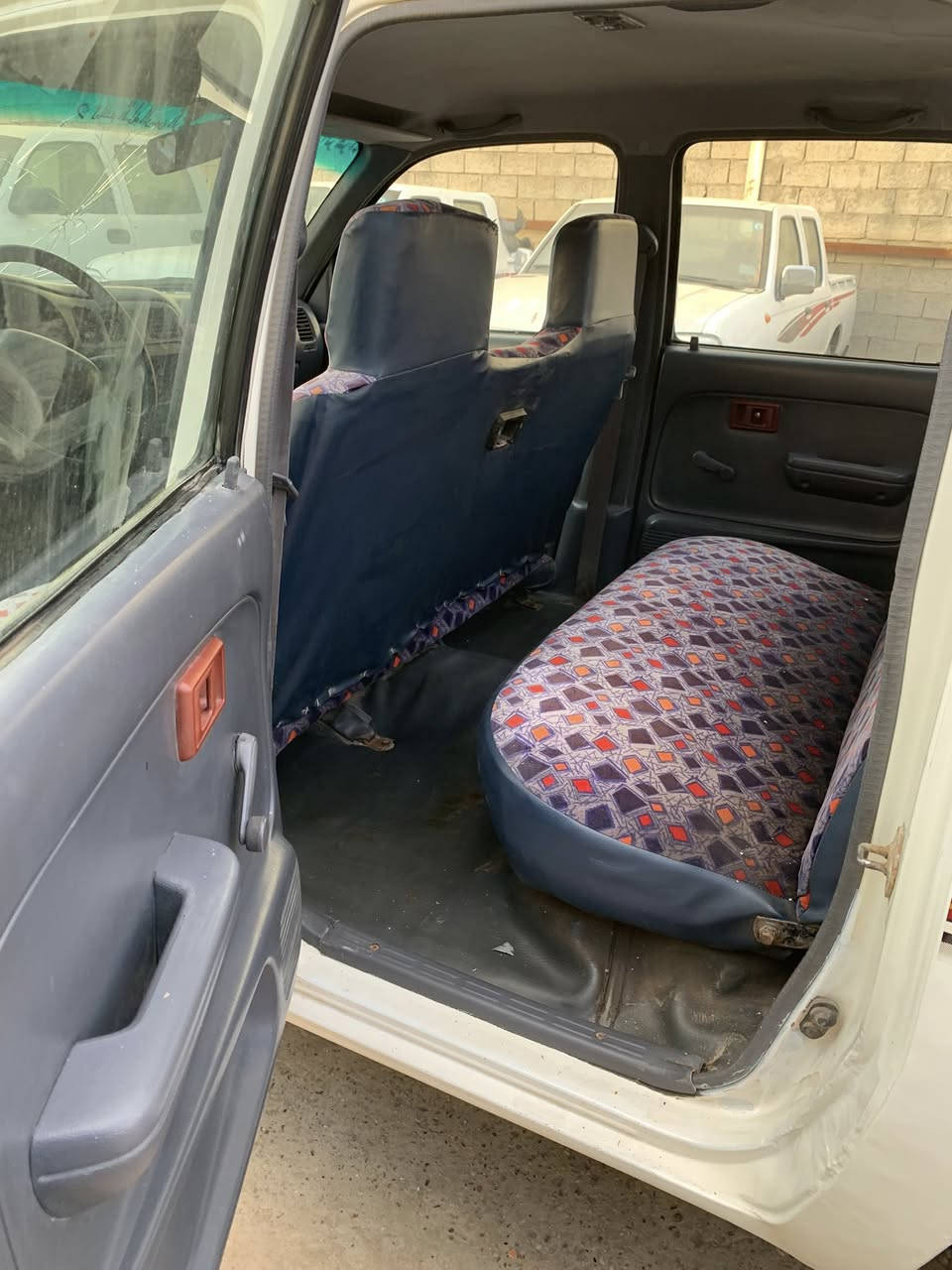 السلام عليكم تيوتا مديل 2000 سيارة مال مزاد دوله كتاب مزاد ادوات ما تسجل مكان بغداد جسر ديالى الجديد للاستفسار ‭0774 866 4548‬
