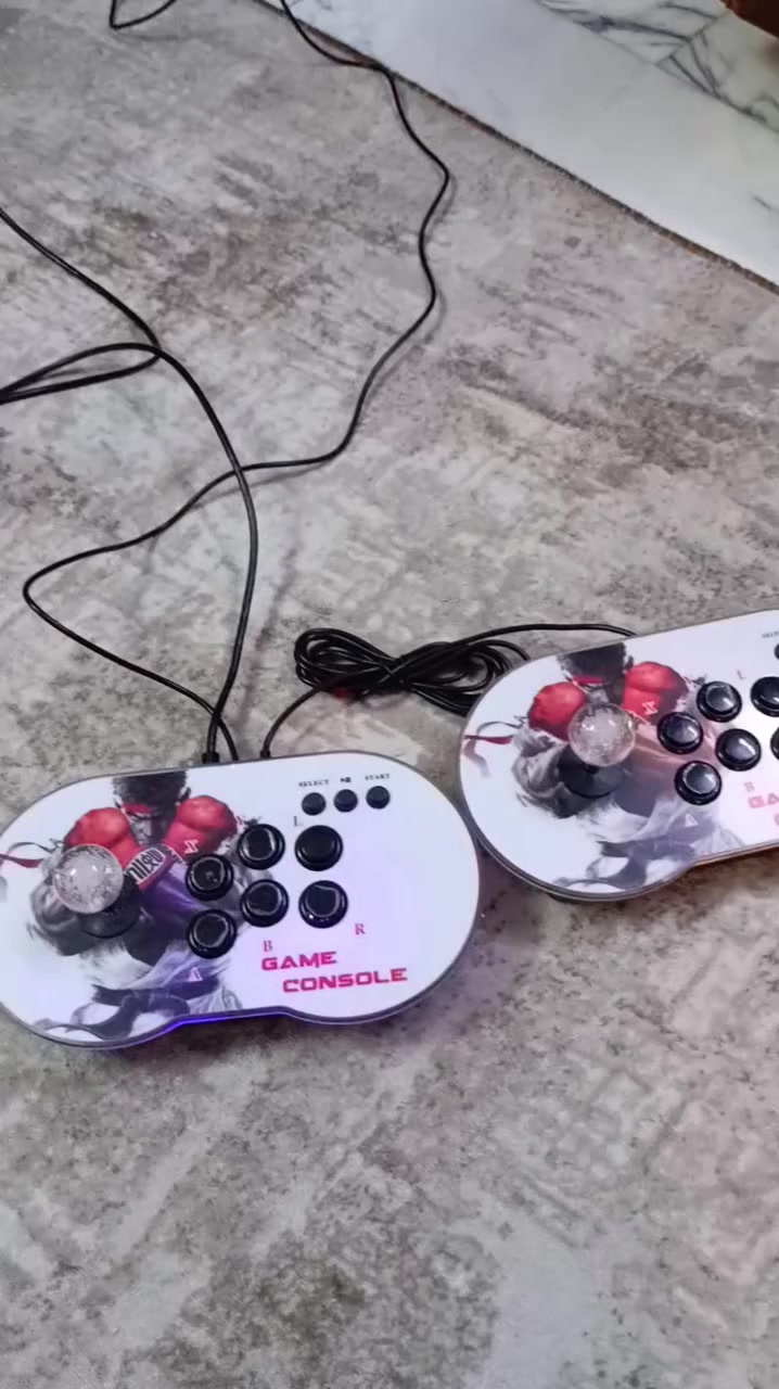 سلام عليكم جهاز العاب كلش حلو يحتوي على ذاكرة 128 گيكة يجي ثنين جوستكات بي اكثر من 1000 لعبة مثل ماموضح بلفيديو سعرة 35 الف


**إذا كنت صاحب هذا الإعلان وتريد حذفه لأي سبب، رجاءا أرسل رسالة إلى الدعم الفني**