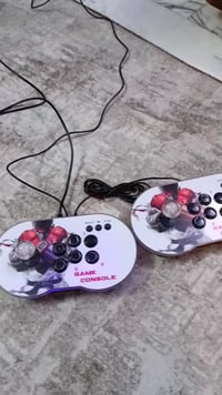 جهاز ألعاب • ١٢٨ گيكة • ١٠٠٠+ لعبة