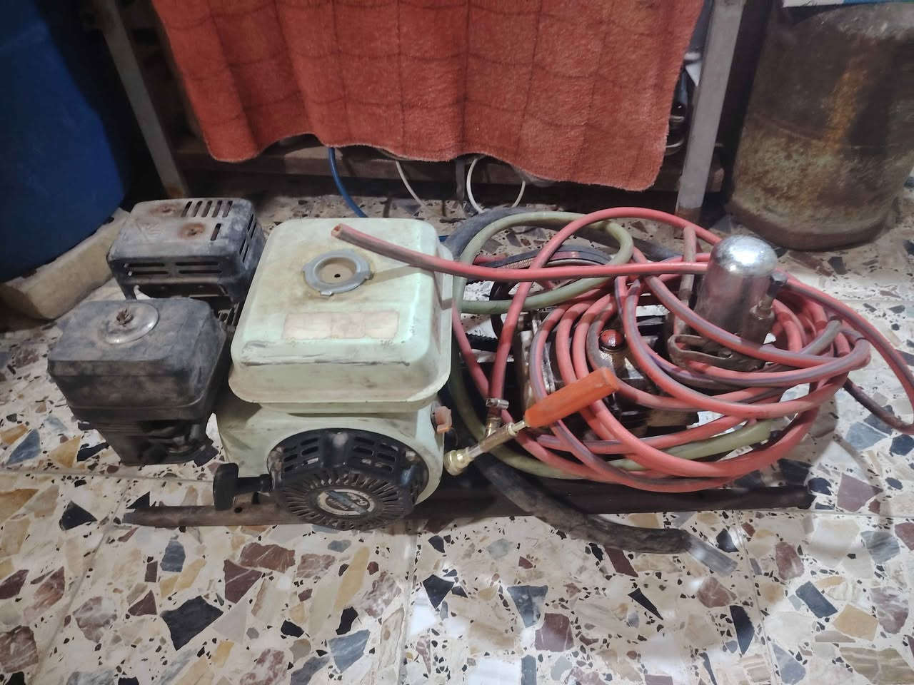 سلام عليكم مظخه غسل مستمعله شغاله بغداد الشعب شارع الصحه *********** بغداد, العراق
