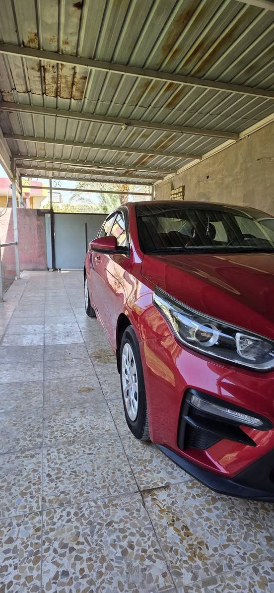 السلام عليكم ورمضان كريم
سيراتو ٢٠١٩ للبيع 
مواصفات السيراتو العاديه 
مكينه ١٦٠٠
مكفولة من الصبغ فقط بارد بسيط بخشم الجاملغ الايسر 
ماشيه ٩٥ الف كيلو 
السياره جاهز من كير ومكينه وصدر و تبريد 
السياره بأسمي وسعره ١٤٣ وبيه مجال 
مكاني بغداد/ البياع/ الشرطه الخامسة 
*********** _ ***********
شوفه وبيك خير وتدلل
