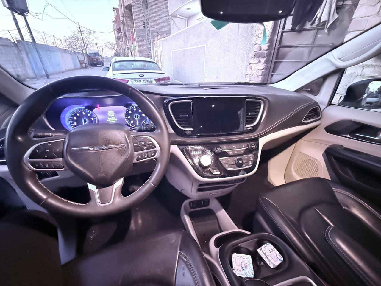 سلام عليكم

كرايسلر باسيفيكا ا  2023 🔥

📍 الموقع: بغداد الشعله

✨ المواصفات:فول الخير من عده الفتحه السياره جديده

🔹 تشغيل بصمة + تشغيل عن بعد

🔹التبريد 3 قطع منفصل

🔹 كشنات كهرباء

🔹 بيبان كهرباء + الجنطة كهرباء

🔹 شاشة + كاميرا خلفية

🔹 إنارة LED أمامية + بك لايت LED

🔹 داخل جلد فخم

🔹 رادار أمامي + نظام تحديد
السياره جديد معنا الكلما السياره 
حادثة باب السايق وجاملغ 

 

📏 ماشية: 19 الف

📞 ‬***********

***********

السعر185

او وتساب موجود 👍
