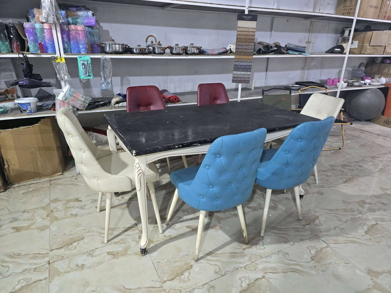 تخم قنفات تسكام ملكي تركي اخو الجديد كلش نظيف وجاهز مابي اي ضرر يتكون من 5 قطع 10 نفرات مع سيت كوشات وسيت طبلات ملكي السعر 350 
طبله طعام صاج ملكي مع 6 كراسي ملكيات نظيف وجاهز مابي اي ضرر السعر 150 العنوان نجف حي العسكري شارع السبيس شارع كريد مول السايدين خلف سوق المخضر مجمع النبأ العظيم  ***********
