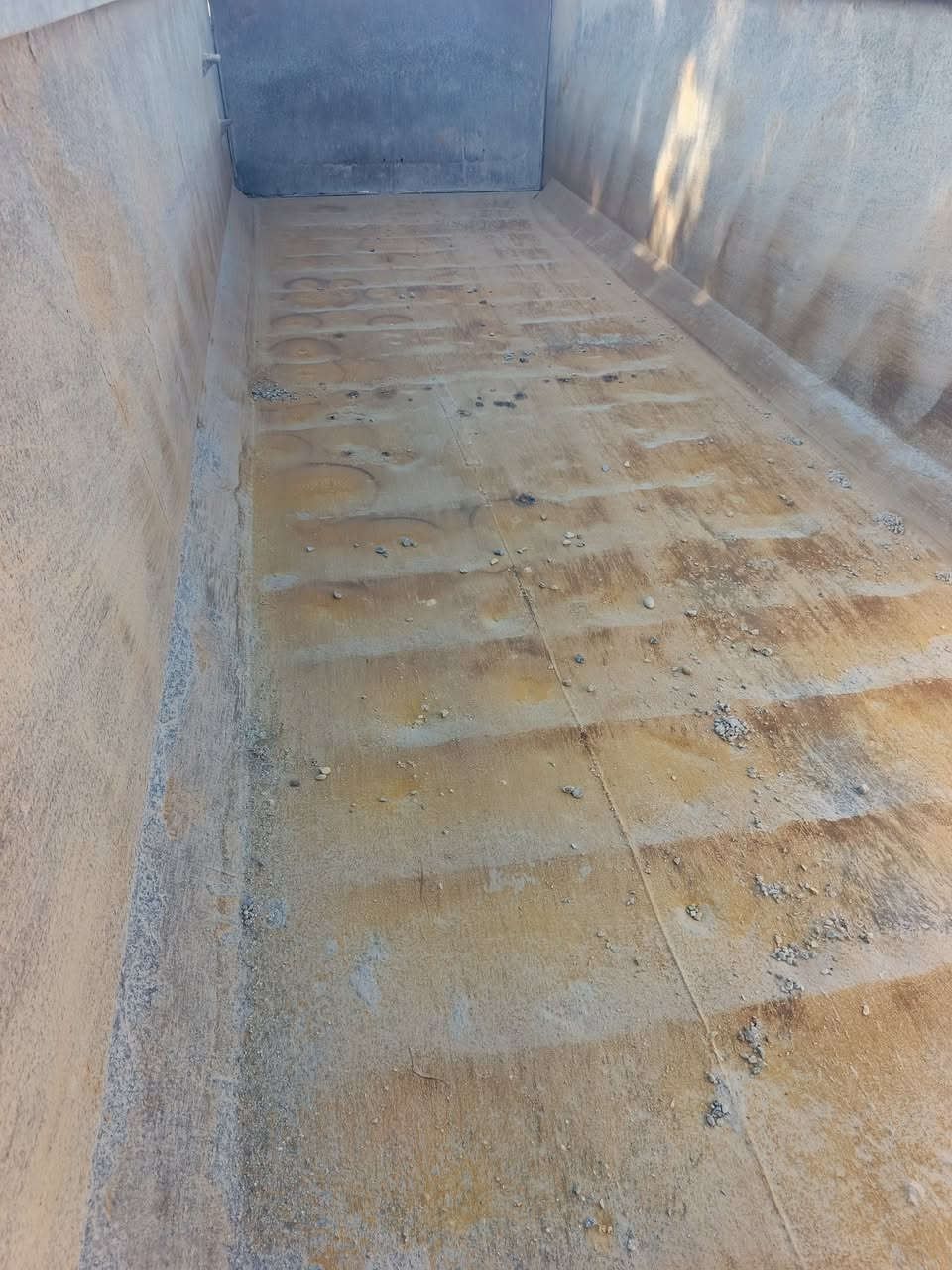 سلام عليكم عربانه البيع اماراتي ٢٠١٠ تخم تاير براد /16/ ثالث تعليك صفاح كاعيه جديده كهرباء بلادي الستفسار***********
