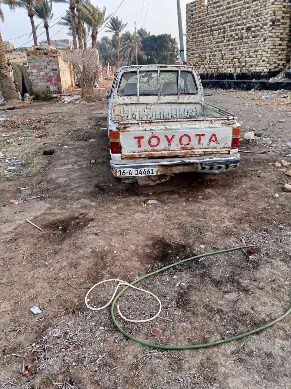 السلام عليكم ورحمة الله وبركاتة
بيكم البيع تيوته مكينه خير من الله كير جمره جديد
استوني شاده الحدديه نافضها جديده 
شاصي مكفول سنويه جديده ***********
