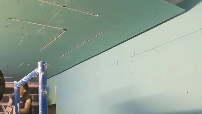 شركه بسم الله
بناء بنقد وتصاميم حديثه ديكورات حسب طلب الزبون 
***********

