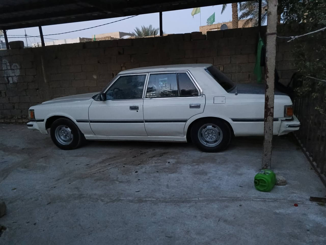 للبيع سوبر 1982 رقم بغداد تعمير جديد عل اخر حبايه كير مكينه حداديه دواخل كهرباء فول رقم بغداد نكليزي بسمي 
مكاني بابل محاويل ناحيه الامام السعر 45 وبيها مجال 
***********
