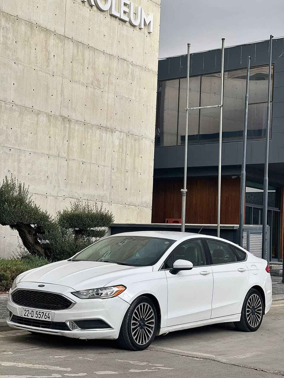 السلام عليكم ورحمة الله وبركاته 

‏‎       ——— لـلـبـيع  ——— او مراوس 

‏‎ فورد فيوچن .      —      Ford Fusion

‏‎وراد أمريكي.        —  بدون ايرباك 

‏‎الموديل               — 2017 

فئة                      — SE  

حجم المكينه       — V4/2500 

‏‎اللون                   — ابيض  

المسافه المقطوعه —103.000

حالة السياره.    — صبغ بنيد + تبديل جاملغ امامي دون دواخل

‏‎المواصفات 
‏‎- بصمة تشغيل
-بصمة أبواب 
‏‎-ترحيب عند الاقتراب 
-ليد نهاري 
‏‎- شاشه بلادي
‏‎- شاشه عداد 
‏‎- ستيرن بحركه كهربائيه 
‏‎-تبريد منفصل 
-تبريد قطعتين 
‏‎- بگ لايت LED 
‏‎- كود باب 
‏‎-تحكم ستيرن جهتين 
‏‎-تحديد سرعه 
‏‎-مانع انزلاق 
-حساس خلفي 
-كرسي السايق والراكب بحركة كهربائيه 
‏‎-ليد نهاري
‏‎-گير ماوس 
‏‎-كامره خلفيه دواره
‏‎باقي المواصفات المعروفه 

‏‎السعر            —  120 

رقم السياره    — أربيل 

‏‎موقع  السياره — بغداد 

‏‎للأستفسار.     ***********

