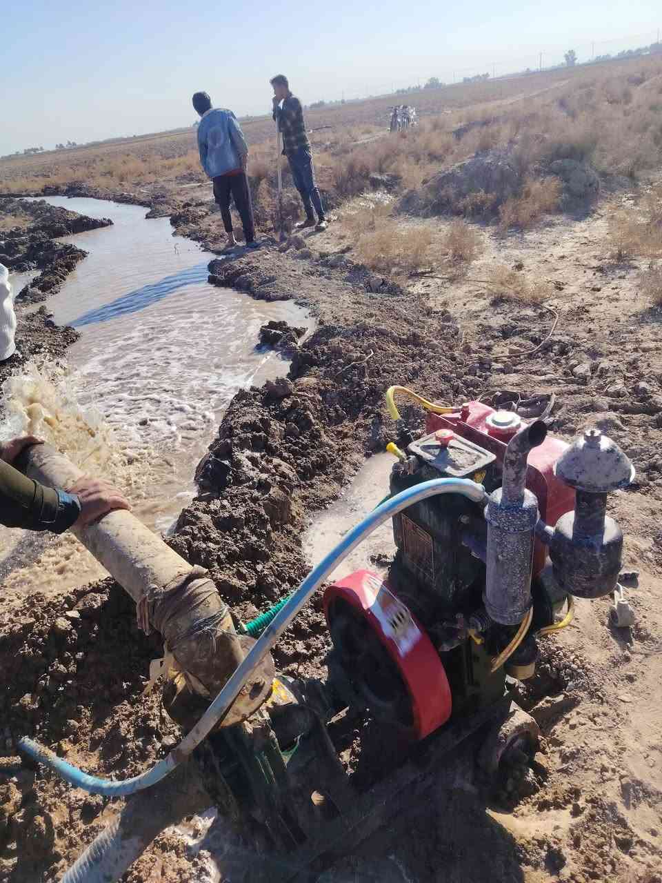 ماطور ابو ل٥، /٤ب ٤ ابو الجبنه وعلي طافي سبوع تجي بس تفره حاله حال الخطأ مشتغل يومين طلع لبير تيزاب وعفته ويا توصاله ومومص وصونده ١٦ متر ويا مزغرا ام لثلاثه وياه قفابص  صار عليه ب ٧٥٠ واريد ب ٥٥٠
***********
